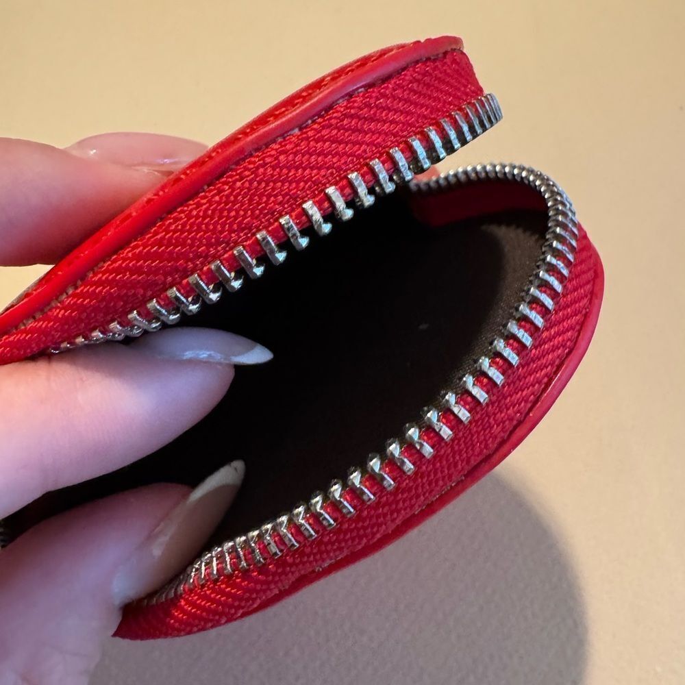 Heart-Shaped Red Wristlet W14 - Picture 5 of 5